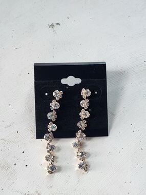 Crystal Drop Linear Earrings - Sparkling Clear Stones